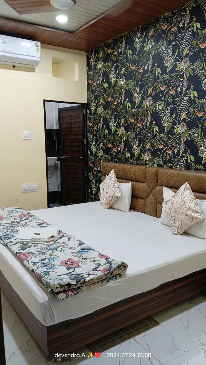 Hotel Ganga Sagar Ujjain Eksteriør bilde