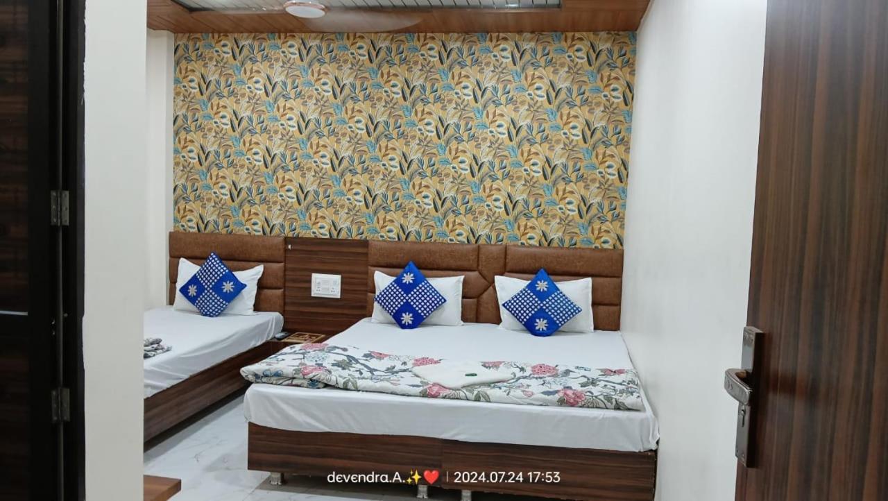 Hotel Ganga Sagar Ujjain Eksteriør bilde
