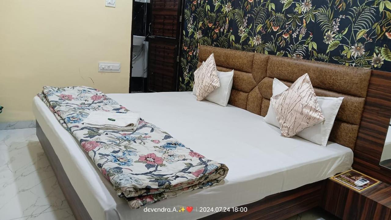 Hotel Ganga Sagar Ujjain Eksteriør bilde