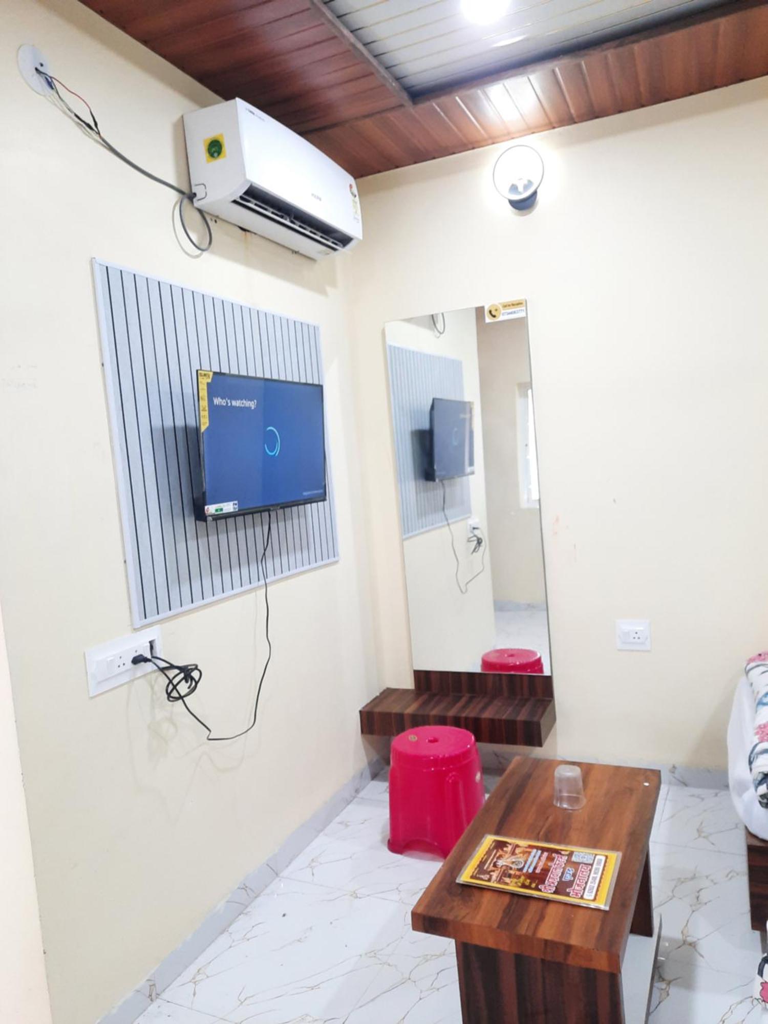Hotel Ganga Sagar Ujjain Eksteriør bilde