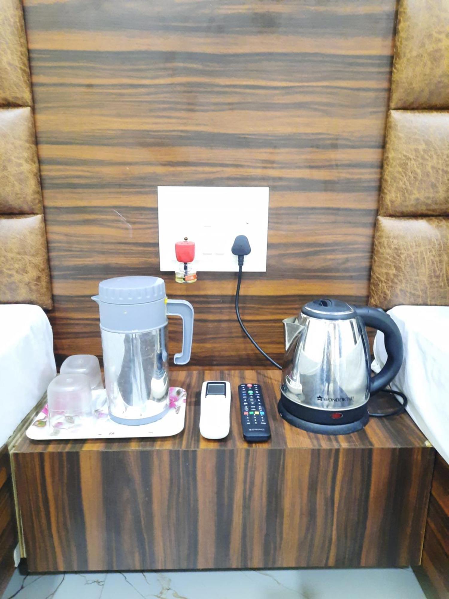 Hotel Ganga Sagar Ujjain Eksteriør bilde